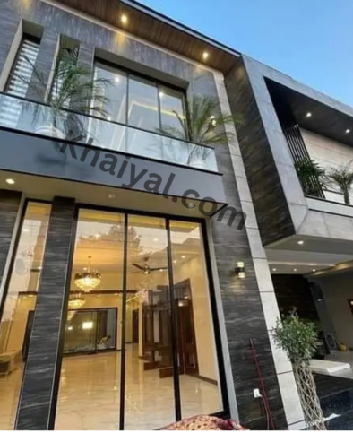 1 Kanal Brand New Ultra Modern Design With Double Height Lobby House For sale
