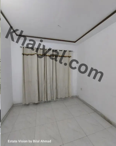 4 Marla 1st floor available for Rent