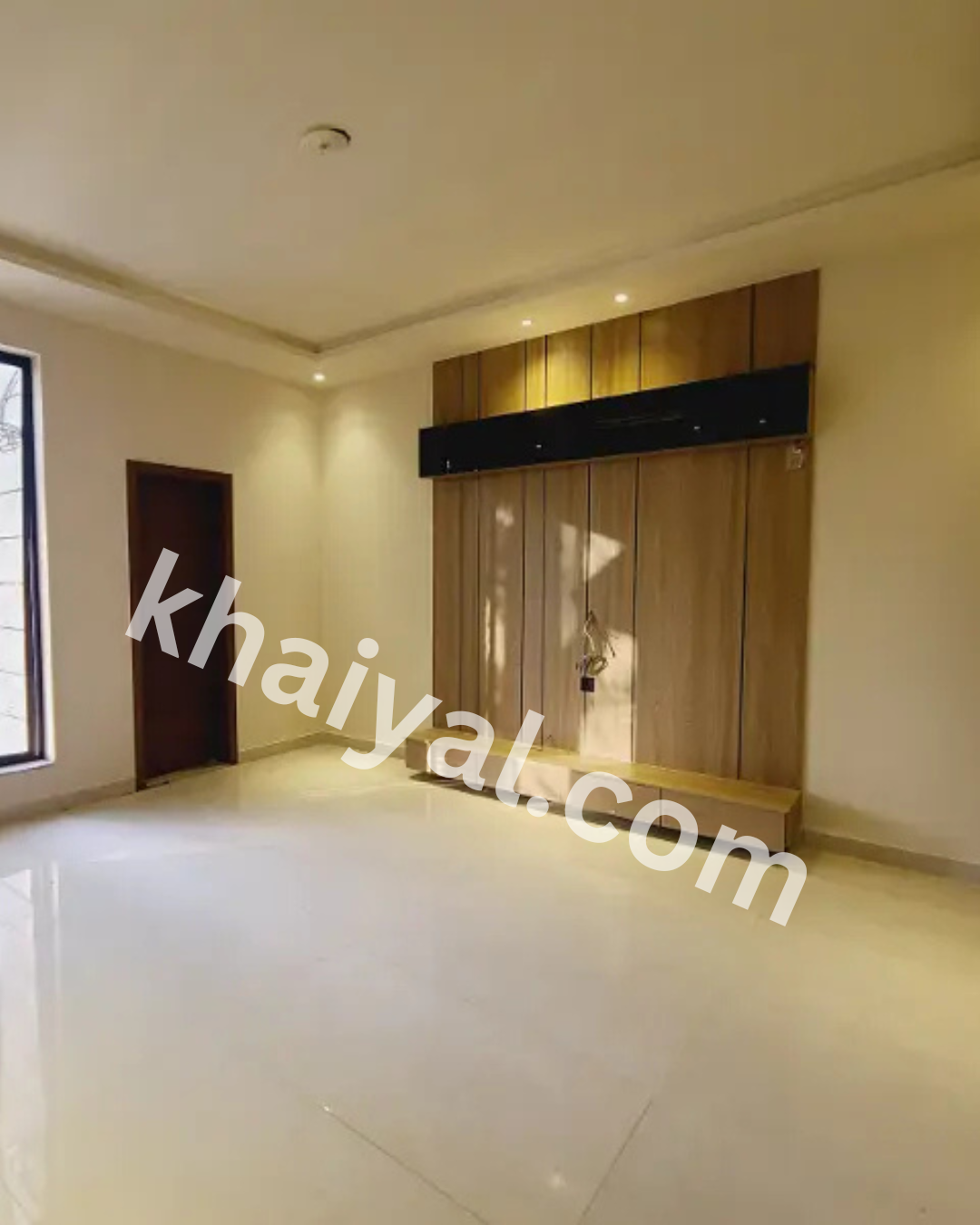 17 Marla Brand New Condition Corner House For Sale