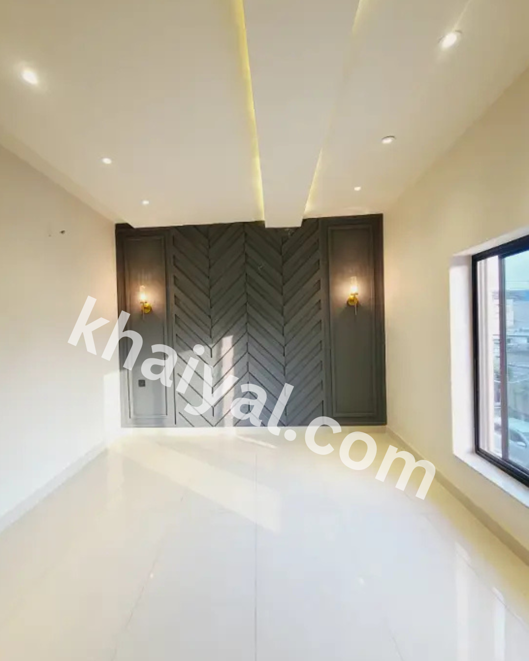 17 Marla Brand New Condition Corner House For Sale