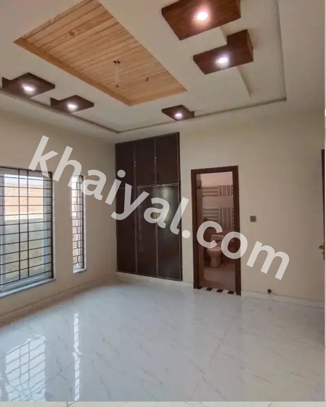 10 Marla Brand New House For Sale